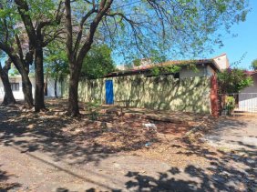 ATENCION INVERSIONISTAS! Terreno en venta EN ESQUINA en el corazón de Barrio Obrero!