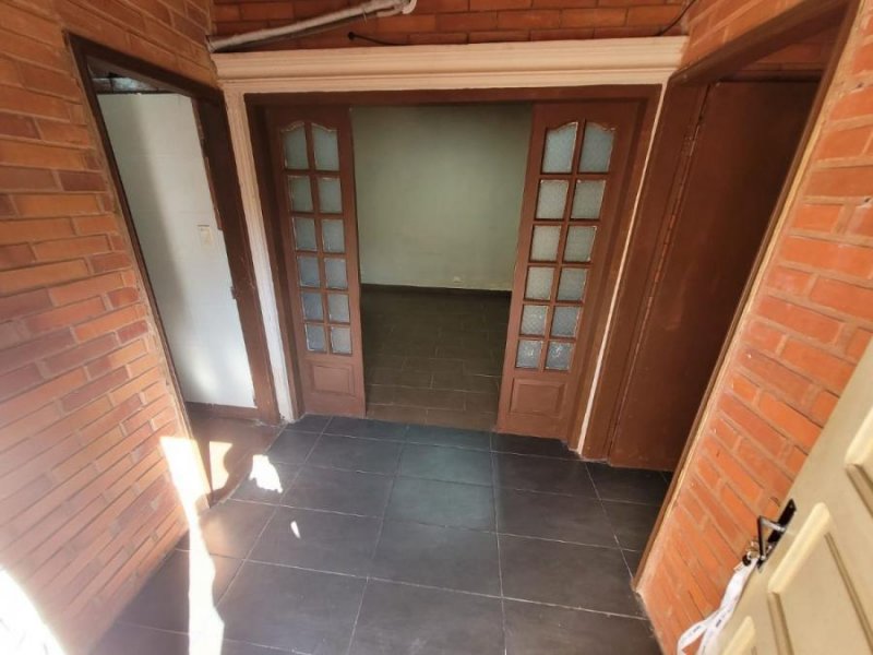 Casa en Alquiler en Republicano Republicano, Asunción