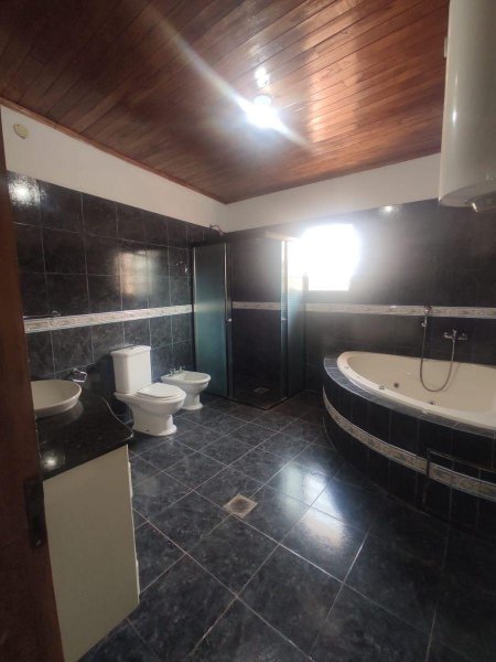 Residencia en venta Barrio Ka'aguy Rory 